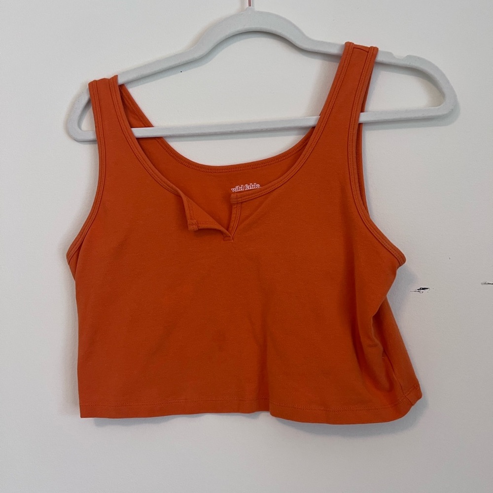 wild fable notched front cropped tank top